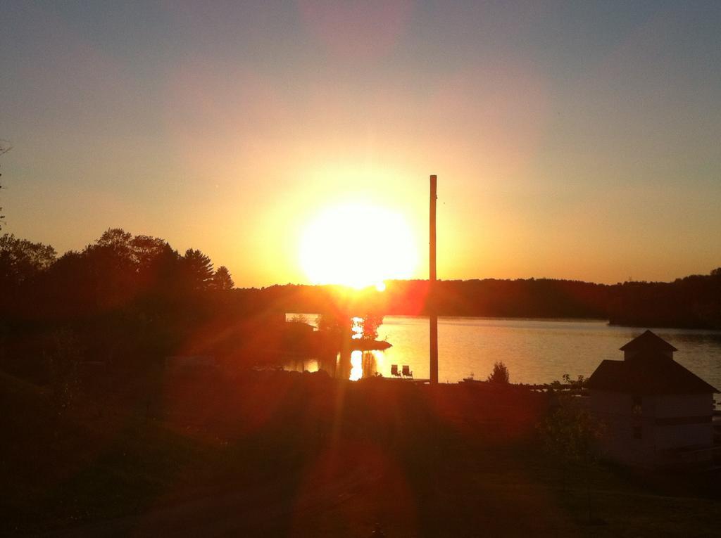 Lake Lauzon Resort Blind River Exterior foto